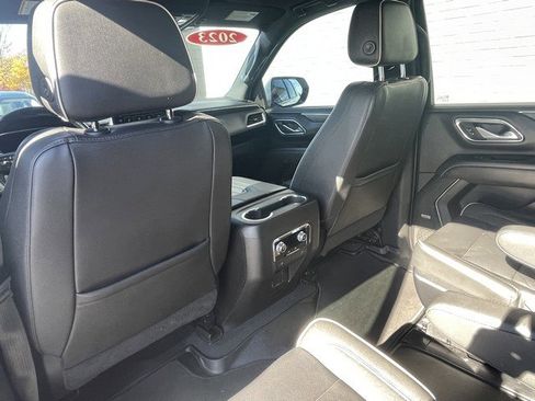 Used 2023 GMC Yukon XL SLT image 27