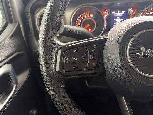 Used 2020 Jeep Wrangler Unlimited Sport image 17