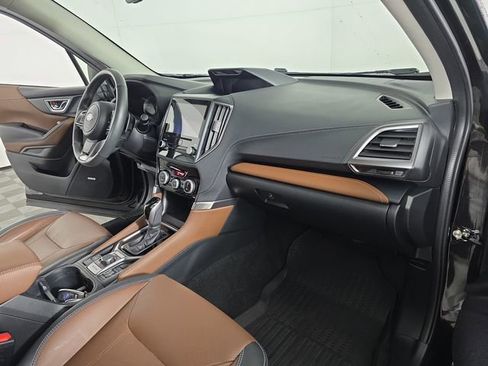 Used 2022 Subaru Forester Touring AWD/4WD image 19