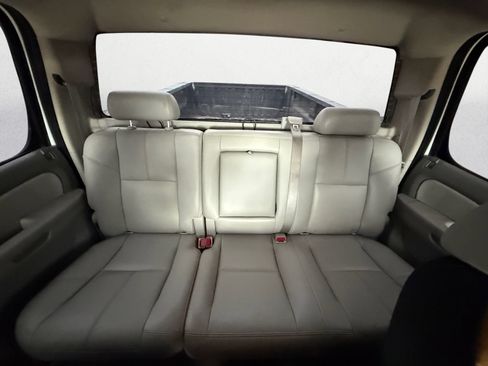 Used 2007 Chevrolet Silverado 3500 LTZ AWD/4WD image 13