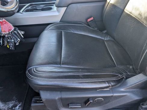 Used 2019 Ford F250 Lariat w/ Chrome Package image 23