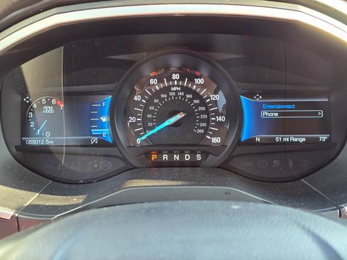 Used 2021 Ford Edge SE image 24