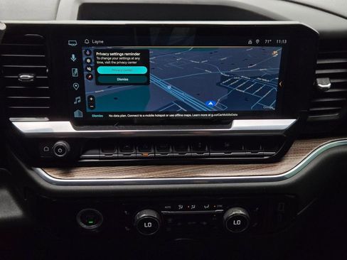 Used 2024 Chevrolet Silverado 1500 LT AWD/4WD image 16