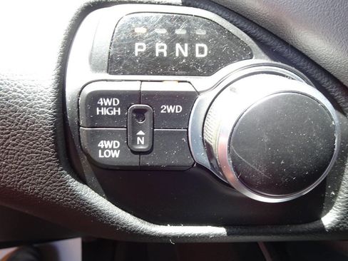 Used 2019 RAM 2500 Big Horn AWD/4WD image 26