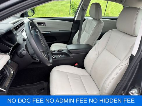 Used 2017 Toyota Avalon XLE w/ All Weather Liner Package FWD image 11
