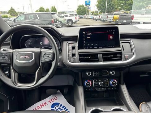Used 2024 GMC Yukon AT4 AWD/4WD image 17