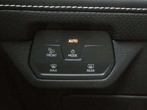 New 2026 Volkswagen Atlas SE AWD/4WD image 13