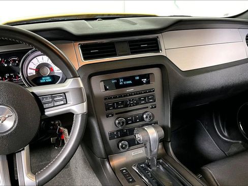 Used 2011 Ford Mustang GT Premium w/ Security Pkg image 6