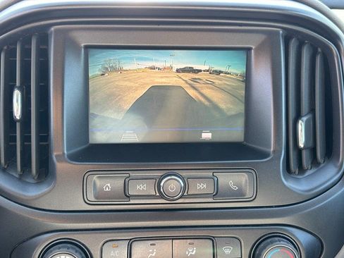 Used 2022 Chevrolet Colorado W/T w/ Custom Special Edition image 21