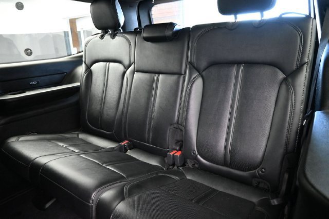 Used 2024 Jeep Wagoneer Series II AWD/4WD image 17