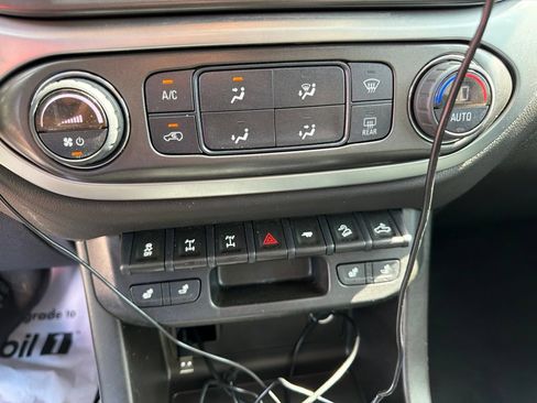 Used 2022 Chevrolet Colorado ZR2 AWD/4WD image 30