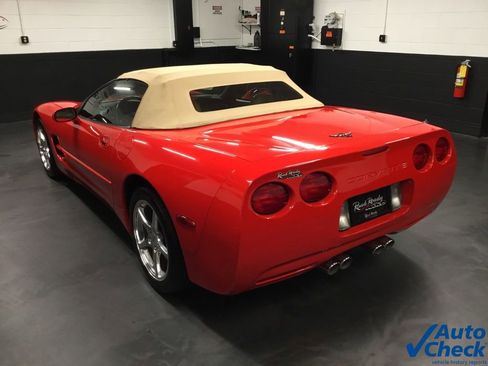 Used 1999 Chevrolet Corvette Convertible image 18