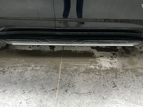 Used 2024 Chevrolet Tahoe LT image 12