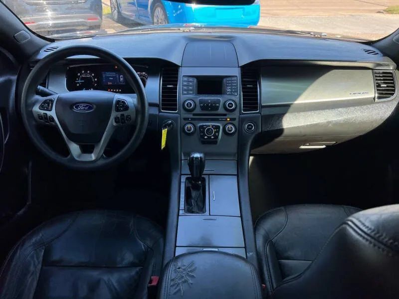 Used 2015 Ford Taurus SEL FWD image 15