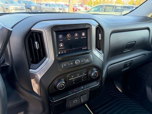 Used 2020 Chevrolet Silverado 1500 Custom image 14