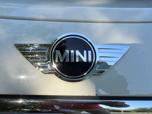 Used 2017 MINI Cooper Clubman S image 23