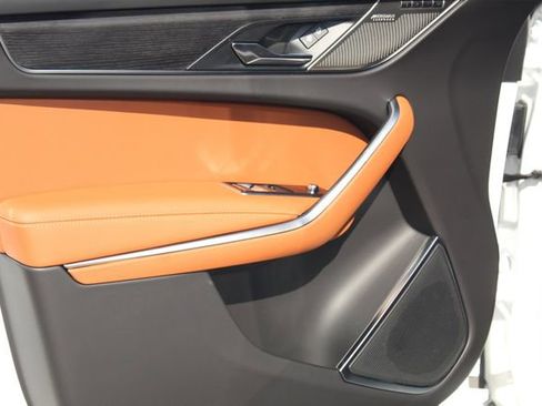 New 2026 Jaguar F-PACE R-Dynamic S image 21