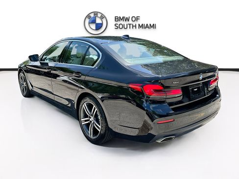 Certified 2023 BMW 530i xDrive w/ Premium Package image 5