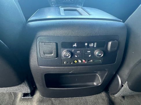 Used 2015 GMC Yukon Denali w/ Touring Package image 17