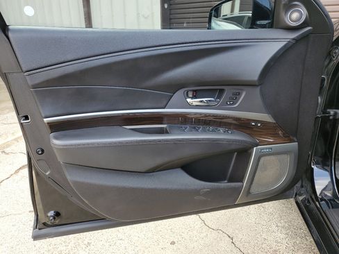 Used 2017 Acura RLX w/ Advance Package image 19