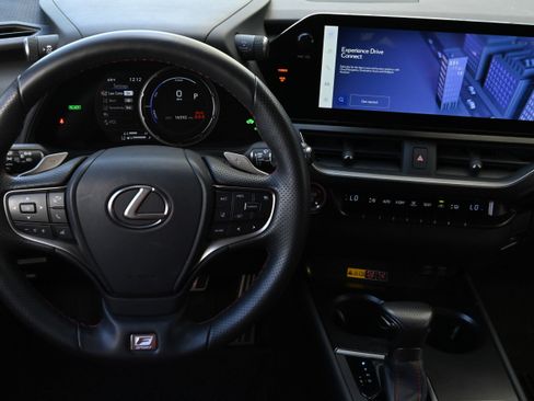 Used 2023 Lexus UX 250h F Sport FWD image 14