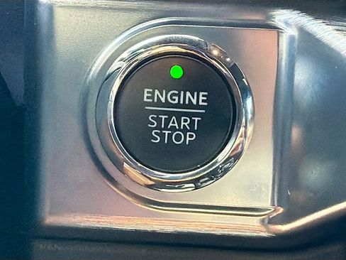 Used 2022 Ford F150 Lariat w/ Equipment Group 502A High AWD/4WD image 34