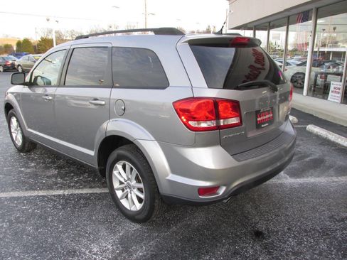 Used 2015 Dodge Journey SXT w/ Flexible Seating Group image 3