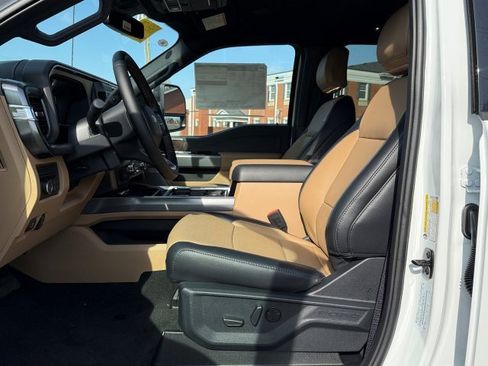 New 2025 Ford F250 Lariat w/ Lariat Ultimate Package image 14