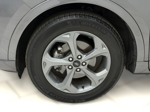 Certified 2023 Ford Escape ST-Line Select w/ Tech Pack #1 AWD/4WD image 11