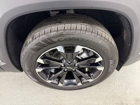 New 2026 Chevrolet Equinox RS image 4