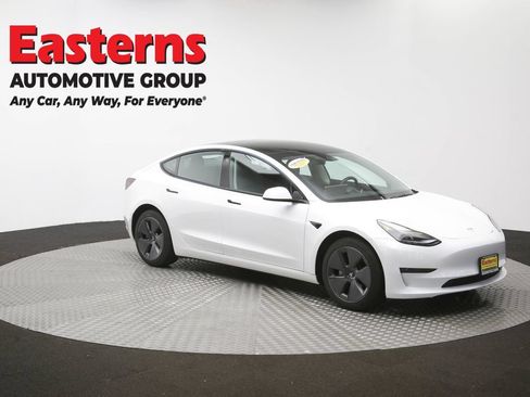 Used 2023 Tesla Model 3 Standard Range RWD image 47