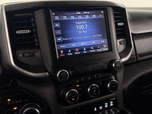 Used 2019 RAM 1500 Big Horn AWD/4WD image 17