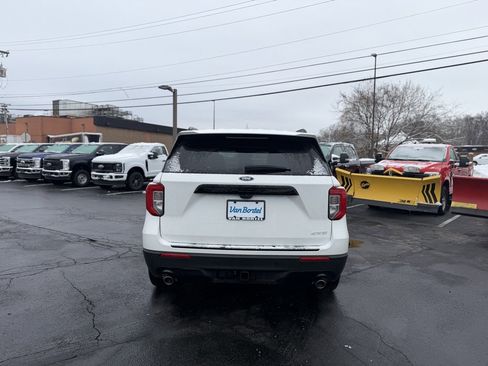 Certified 2024 Ford Explorer ST-Line w/ Class IV Trailer Tow Package image 5