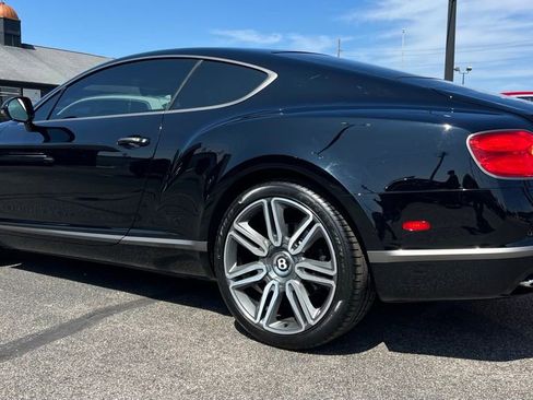 Used 2016 Bentley Continental GT image 4