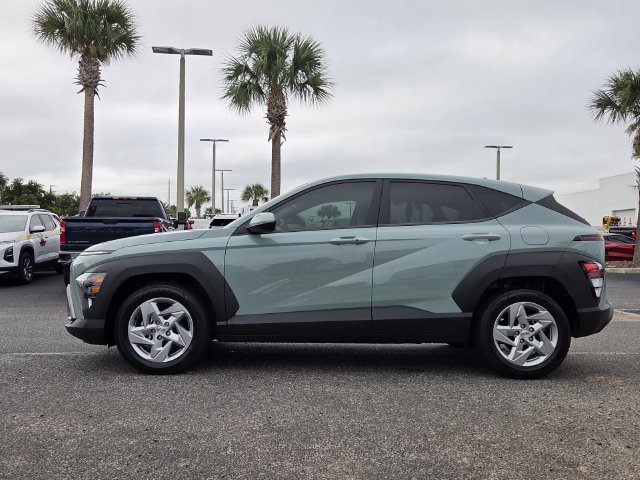 Used 2025 Hyundai Kona SE FWD image 3