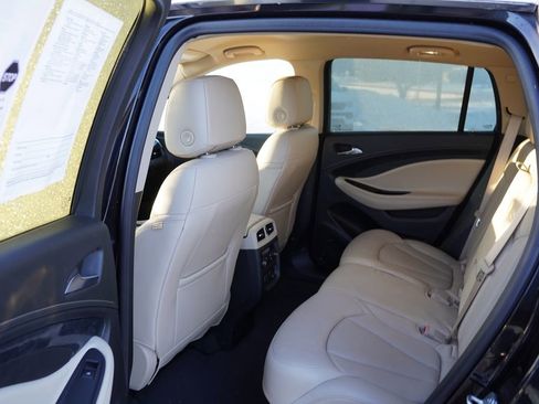 Used 2017 Buick Envision Essence image 16