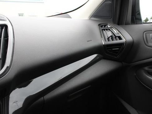 Used 2015 Ford Escape Titanium w/ Equipment Group 301A AWD/4WD image 23