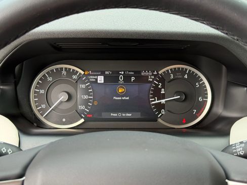 Used 2023 Land Rover Discovery Sport SE AWD/4WD image 28