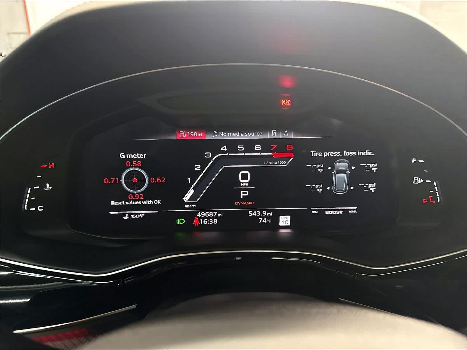 Used 2021 Audi RS Q8 AWD/4WD image 22