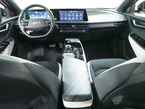 Used 2024 Kia EV6 GT-Line image 9