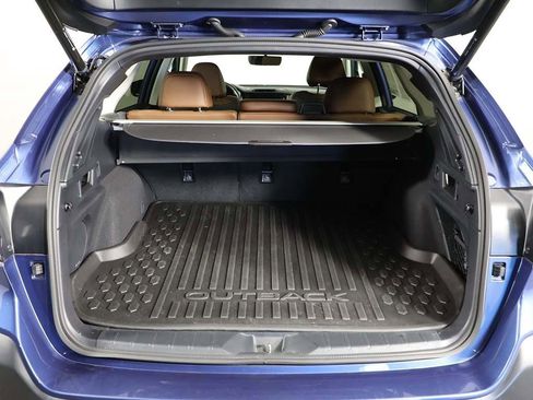 Used 2022 Subaru Outback Touring image 18