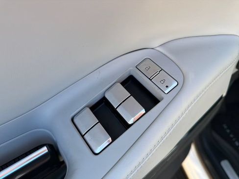 New 2026 Lincoln Navigator Premiere AWD/4WD image 20
