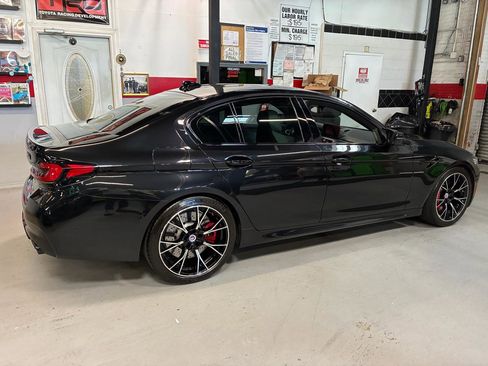 Used 2022 BMW M5 w/ Competition Package AWD/4WD image 6