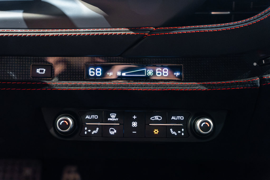 Certified 2021 Ferrari F8 Tributo RWD image 34