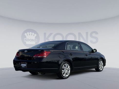 Used 2008 Toyota Avalon XLS image 7