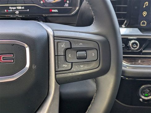 Used 2024 GMC Sierra 1500 Elevation image 19