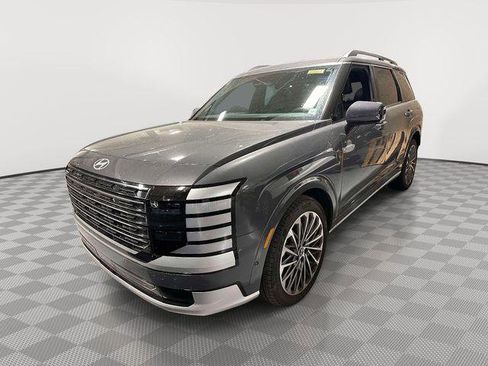 Certified 2026 Hyundai Palisade Calligraphy AWD/4WD image 5