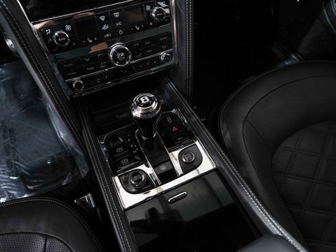 Used 2016 Bentley Mulsanne Speed RWD image 12