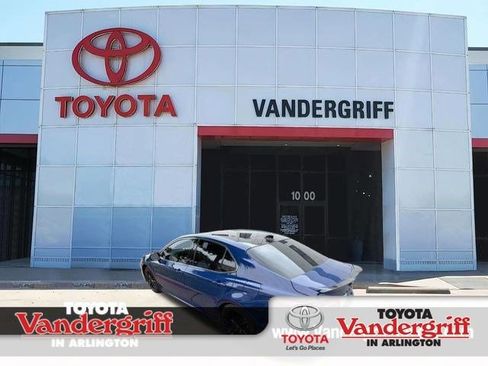 Used 2023 Toyota Camry XSE FWD image 1