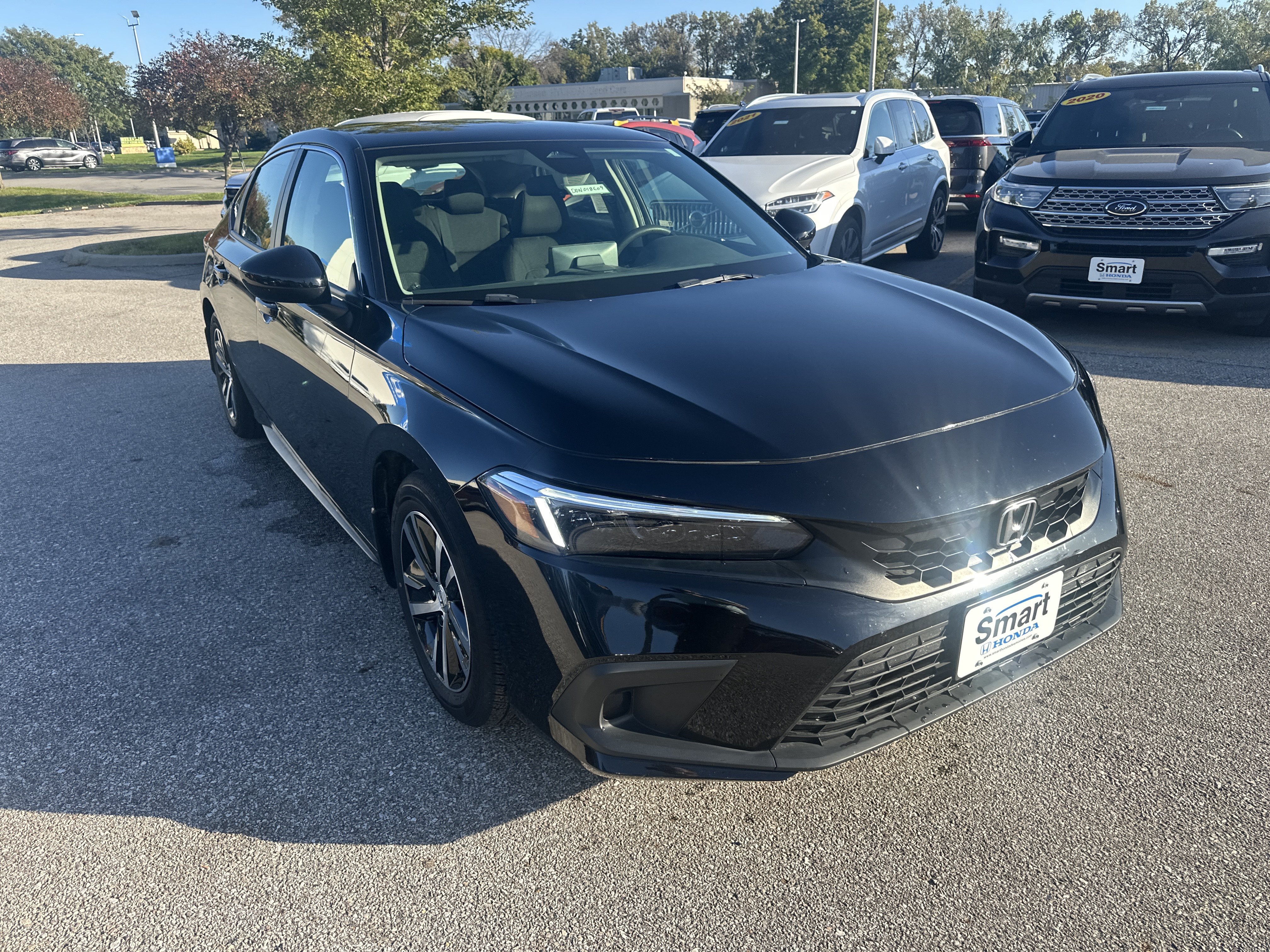 Used 2024 Honda Civic LX image 2